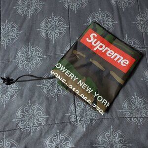 Fw2025 supreme address camouflage laundry bag brand new never used rare